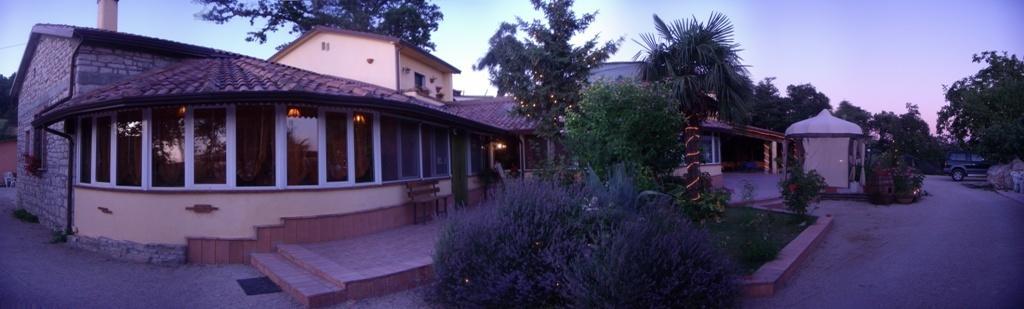 Aia Di Lazzaro Agriturismo Casalbore エクステリア 写真