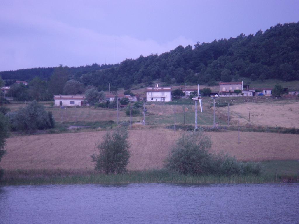 Aia Di Lazzaro Agriturismo Casalbore エクステリア 写真