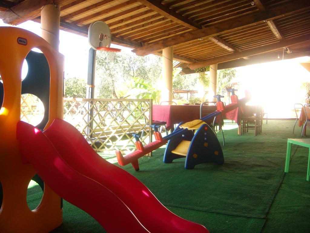 Aia Di Lazzaro Agriturismo Casalbore エクステリア 写真