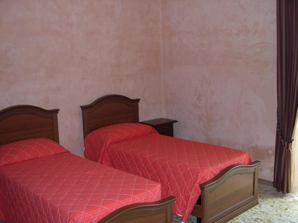 Aia Di Lazzaro Agriturismo Casalbore 部屋 写真